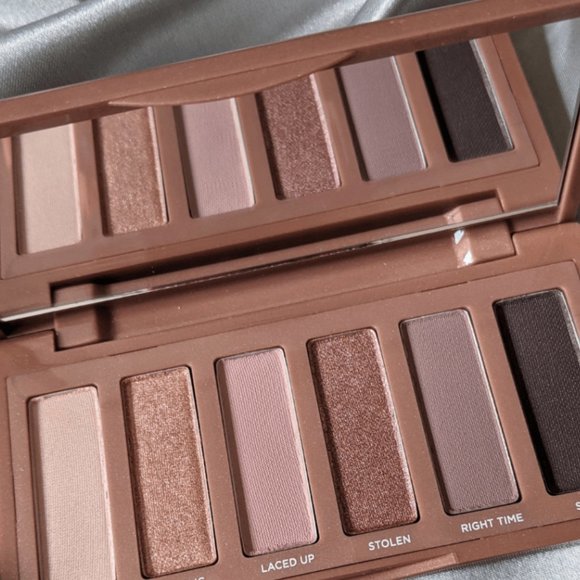 3 X ✅Urban Decay NAKED3 Mini Eyeshadow Palette ✨ NEW IN BOX - Picture 5 of 7